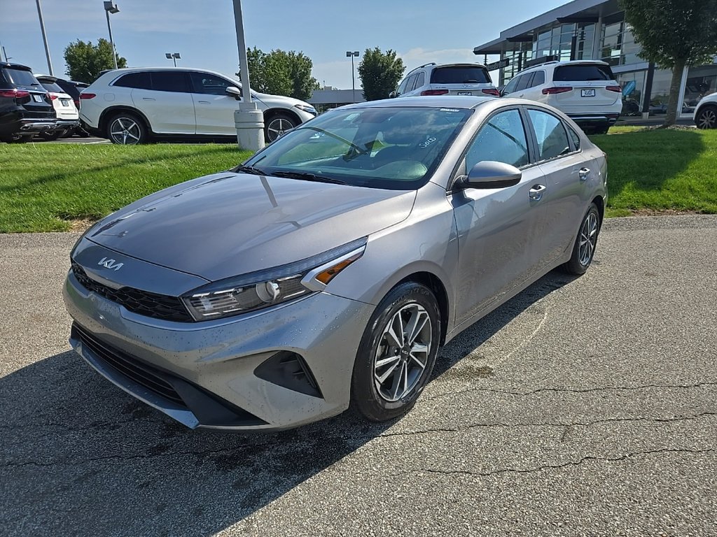 Used 2023 Kia Forte LXS FWD image 9