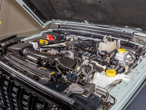 Used 2024 Jeep Wrangler Willys image 40