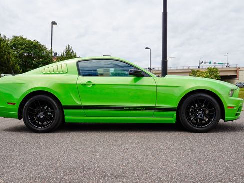 Used 2014 Ford Mustang Coupe w/ FP6 Appearance Package RWD image 2