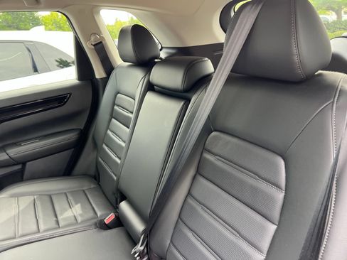 Used 2025 Honda CR-V EX-L image 11