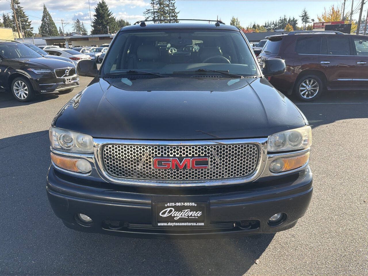 Used 2004 GMC Yukon XL Denali AWD/4WD image 11