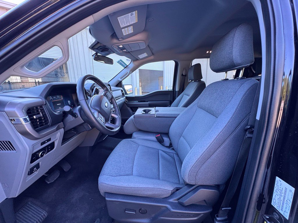 Used 2025 Ford F150 XLT w/ Equipment Group 301A Standard RWD image 7