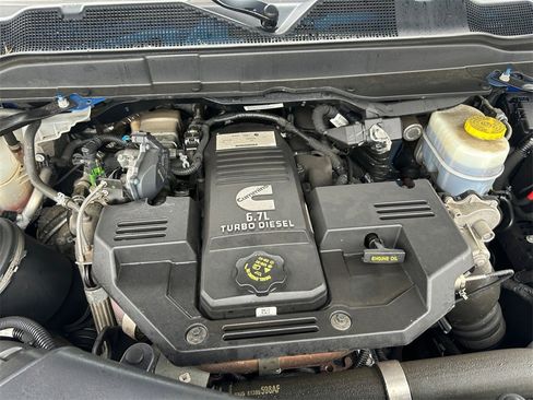 Certified 2022 RAM 2500 Laramie image 29