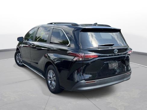 Used 2022 Toyota Sienna LE FWD image 8