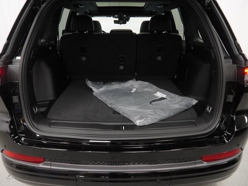 New 2026 Jeep Grand Cherokee Limited image 30