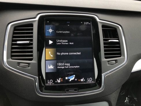 Used 2018 Volvo XC90 T5 Momentum w/ Convenience Package image 28