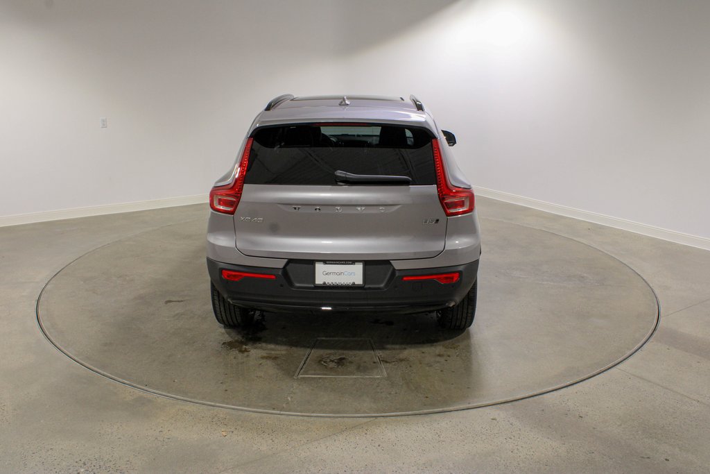 Used 2026 Volvo XC40 B5 Plus w/ Protection Package Premier AWD/4WD image 4