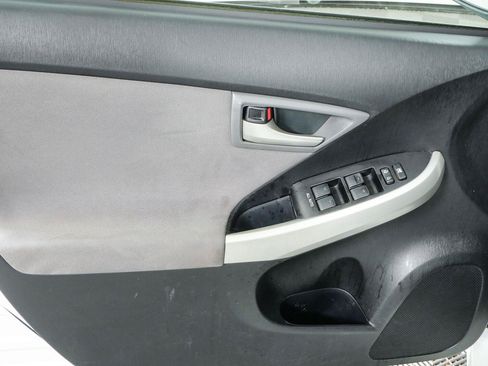 Used 2013 Toyota Prius Two FWD image 6