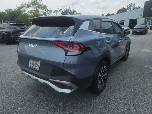 Certified 2023 Kia Sportage EX FWD image 2