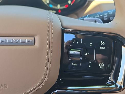 Certified 2026 Land Rover Range Rover Sport Dynamic SE AWD/4WD image 19