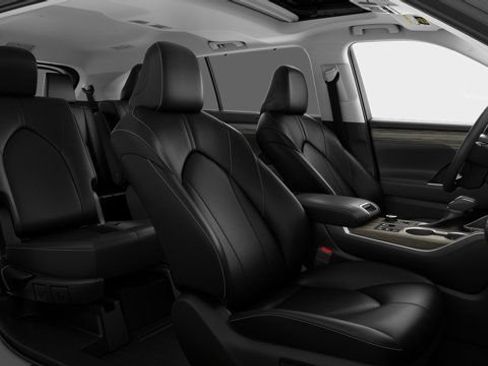 New 2026 Toyota Highlander AWD image 36