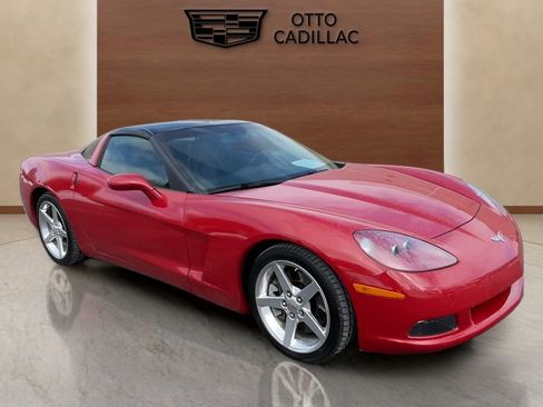 Used 2005 Chevrolet Corvette Coupe w/ Preferred Equipment Group image 7