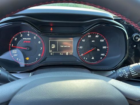 New 2026 Chevrolet Trax RS w/ Sunroof Package image 20