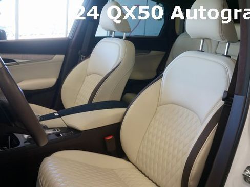 Used 2024 INFINITI QX50 Autograph image 10