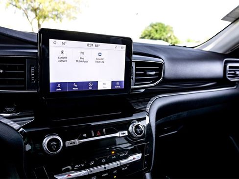 Used 2024 Ford Explorer Limited image 23