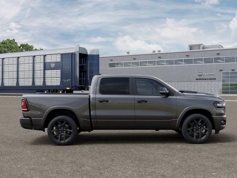 New 2027 RAM 1500 Laramie AWD/4WD image 21