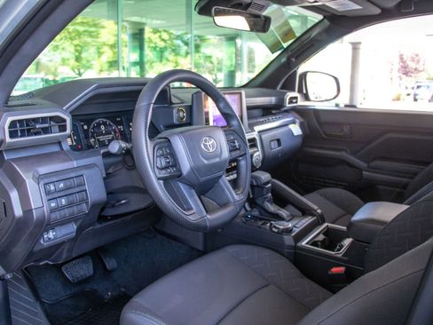 Used 2025 Toyota Tacoma SR5 image 11