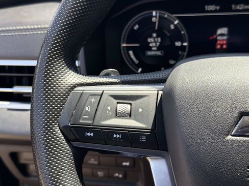 Used 2024 Mitsubishi Outlander 4WD Plug-In Hybrid image 19