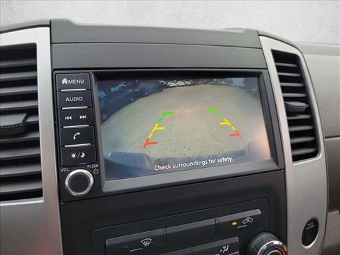 Used 2019 Nissan Frontier SV image 23