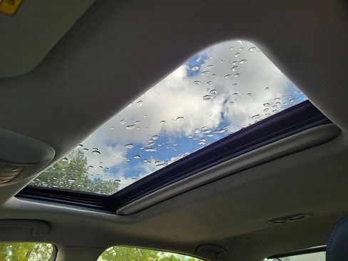 Used 2015 INFINITI Q70 L 5.6 image 26