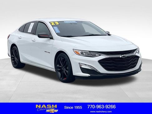 Used 2023 Chevrolet Malibu LT w/ Redline Edition FWD image 1