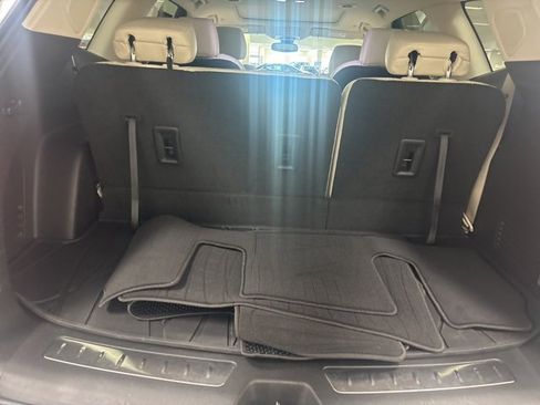 Used 2023 Buick Enclave Essence w/ Experience Buick Package image 11