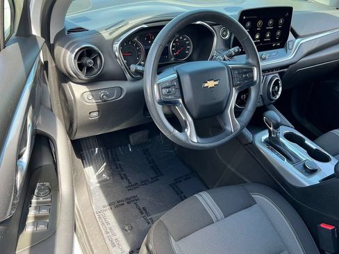 Used 2023 Chevrolet Blazer LT AWD/4WD image 7