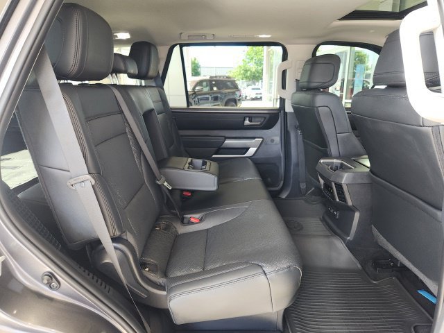 Used 2024 Toyota Sequoia SR5 w/ SR5 Premium Package AWD/4WD image 26