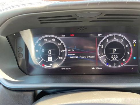 Used 2019 Land Rover Discovery HSE Luxury image 32