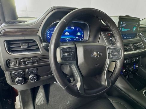 Used 2022 Chevrolet Tahoe Z71 image 11