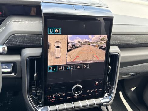 New 2026 GMC Yukon AT4 Ultimate AWD/4WD image 19