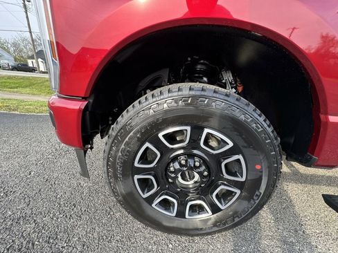 New 2025 Ford F250 Platinum image 10