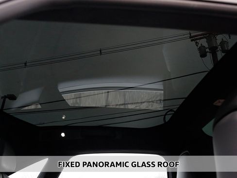 Used 2024 Lucid Air Touring image 4