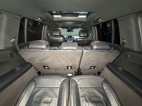 Used 2017 Mercedes-Benz GLS 550 GLS 550 Sport Utility 4D w/ Driver Assistance Package image 17