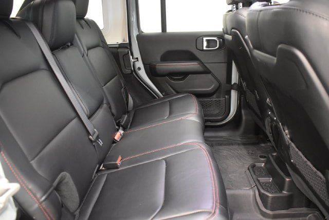 Used 2024 Jeep Wrangler Unlimited Rubicon w/ Safety Group AWD/4WD image 17