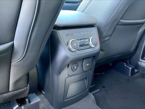 New 2026 Ford Explorer Active w/ Active Comfort Package image 18