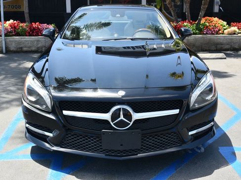 Used 2013 Mercedes-Benz SL 550 image 10