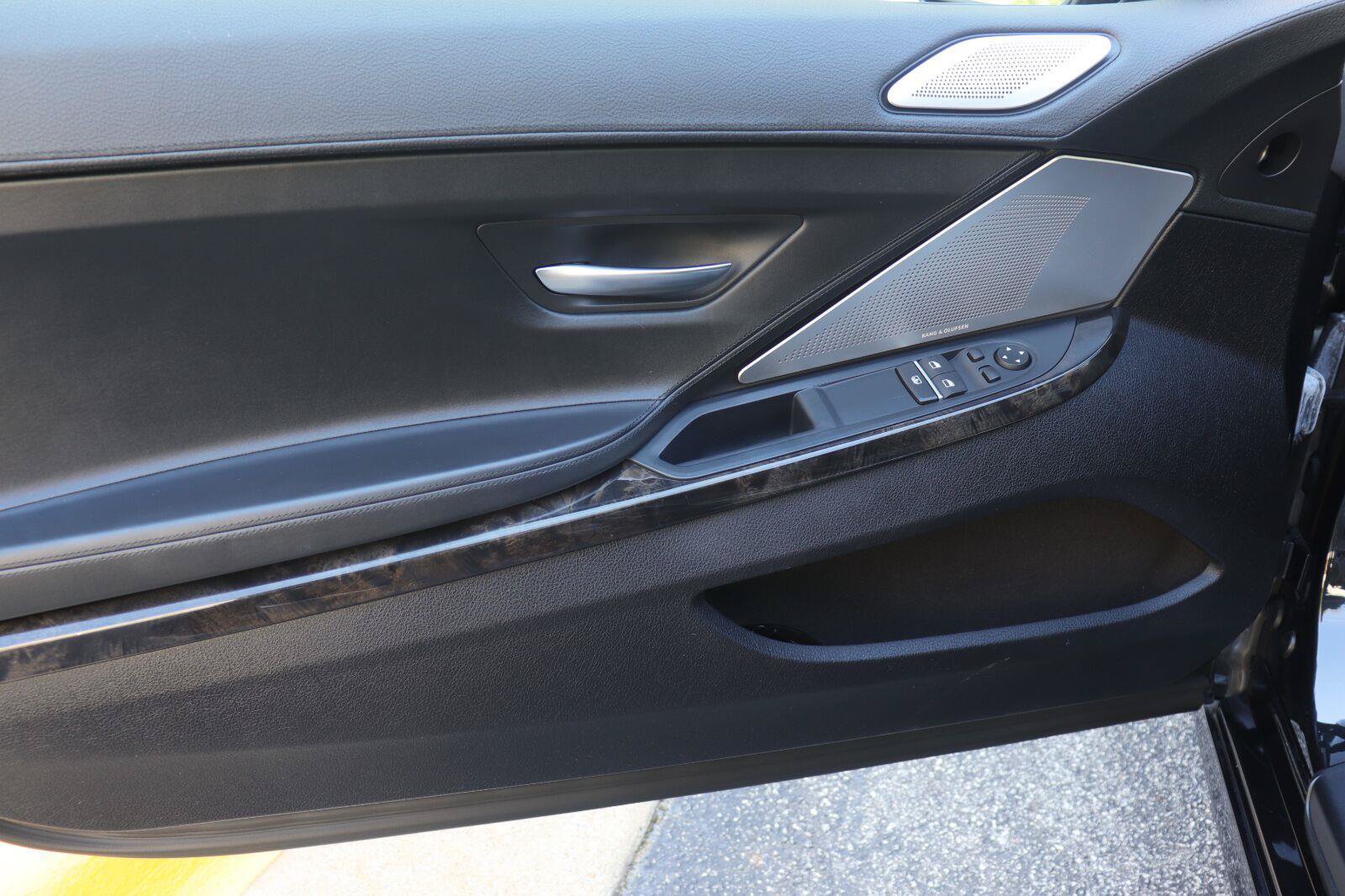Used 2012 BMW 650i Coupe RWD image 9