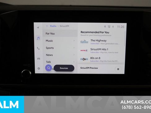 Used 2025 Toyota Camry SE image 34