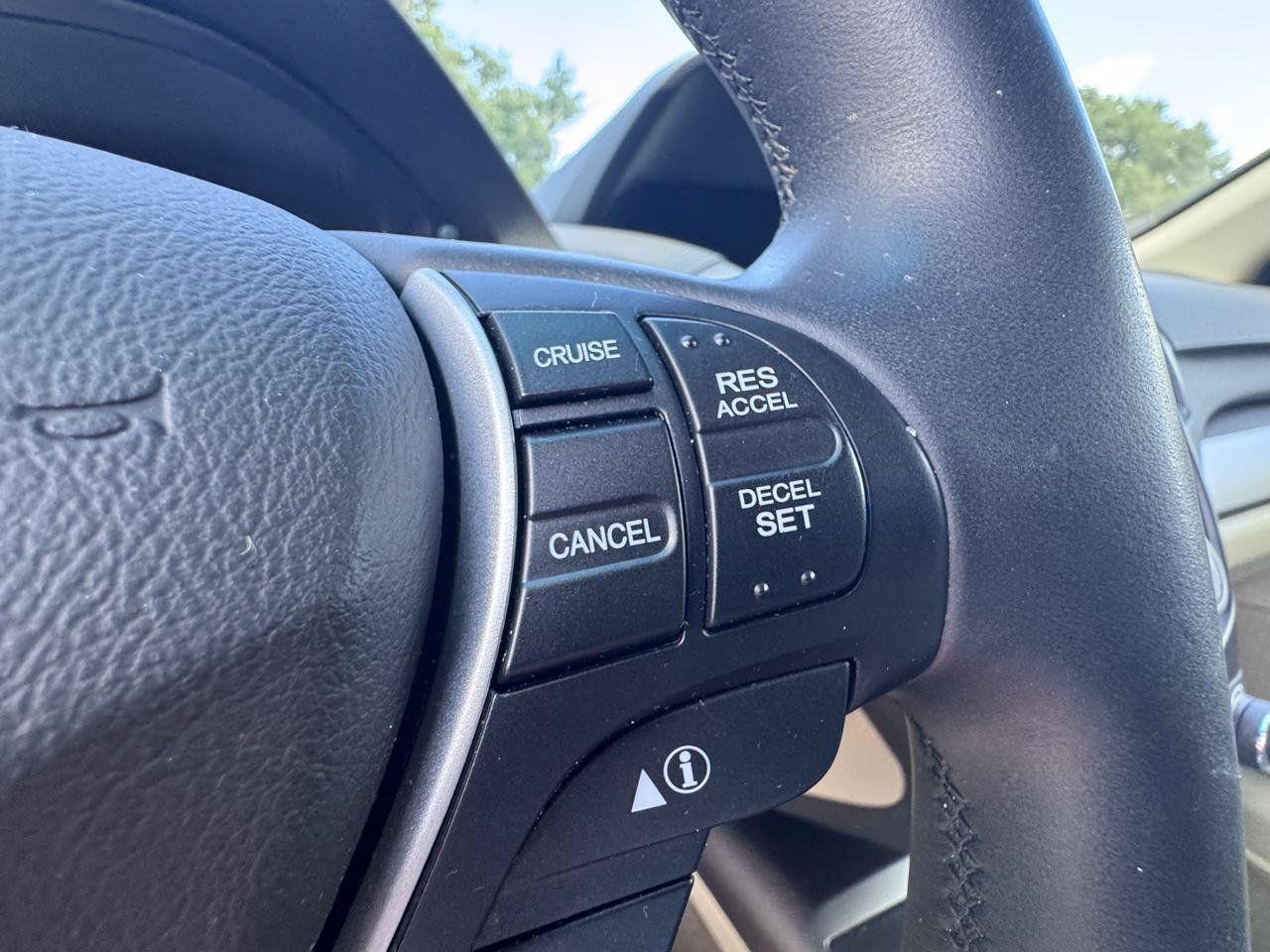 Used 2013 Acura RDX w/ Technology Package FWD image 26