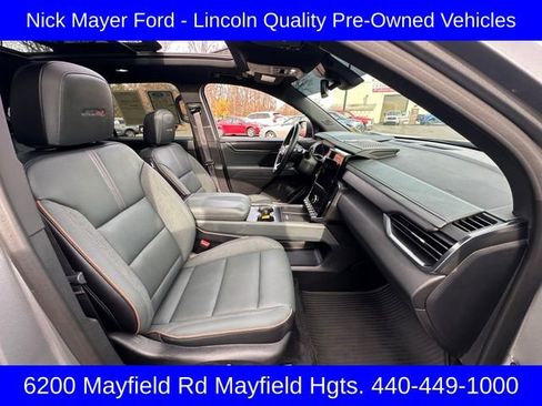 Used 2024 GMC Acadia AT4 w/ Luxury Package image 26