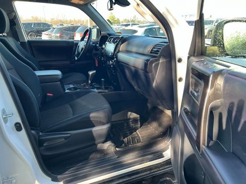 Used 2020 Toyota 4Runner SR5 image 12