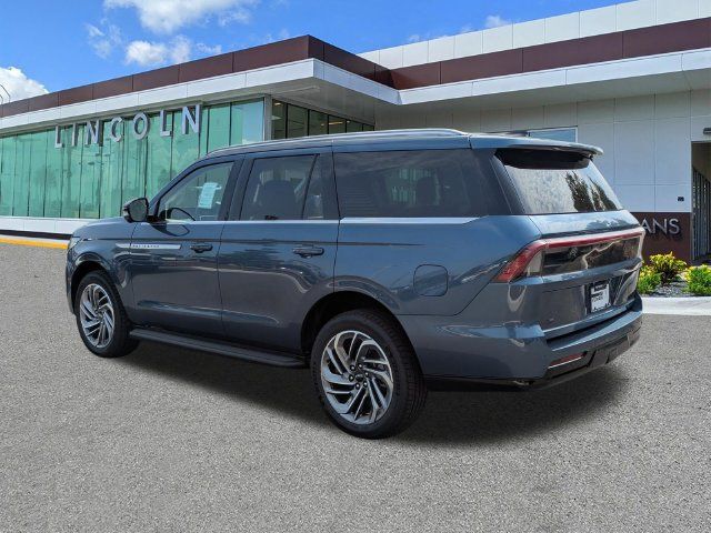 New 2027 Lincoln Navigator Premiere AWD/4WD image 6