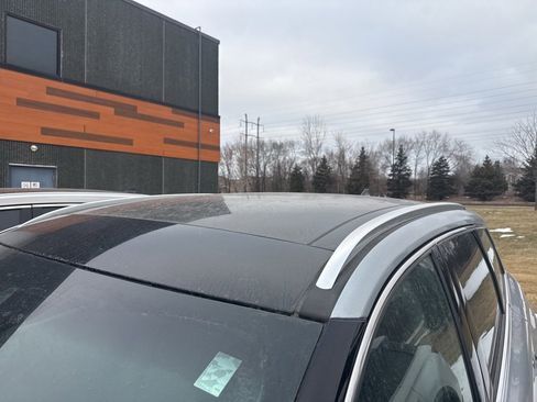 Used 2022 Lincoln Corsair AWD w/ Premium Package image 5