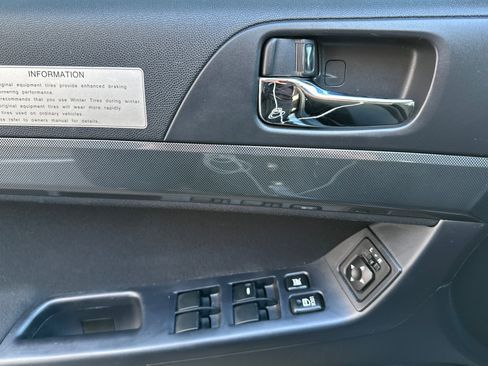 Used 2011 Mitsubishi Lancer Evolution GSR image 11