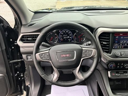 Used 2023 GMC Acadia AT4 w/ Technology Package AWD/4WD image 35