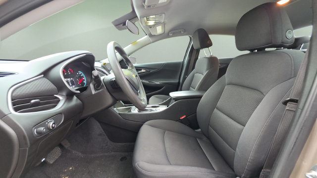Used 2025 Chevrolet Malibu LT FWD image 31