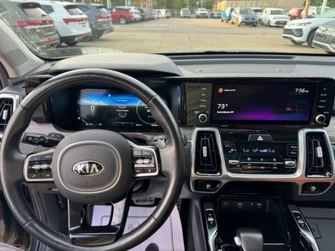 Used 2021 Kia Sorento SX Prestige AWD/4WD image 16