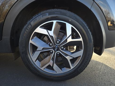 Used 2020 Kia Sportage EX w/ EX Technology Package image 11