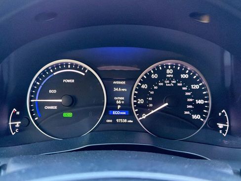 Used 2013 Lexus ES 300h w/ Luxury Pkg image 19